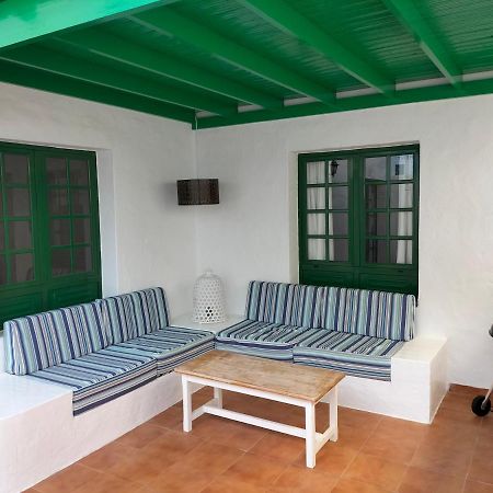 Apartamento Amura En Playa De Las Cucharas كوستا تاغيسي المظهر الخارجي الصورة