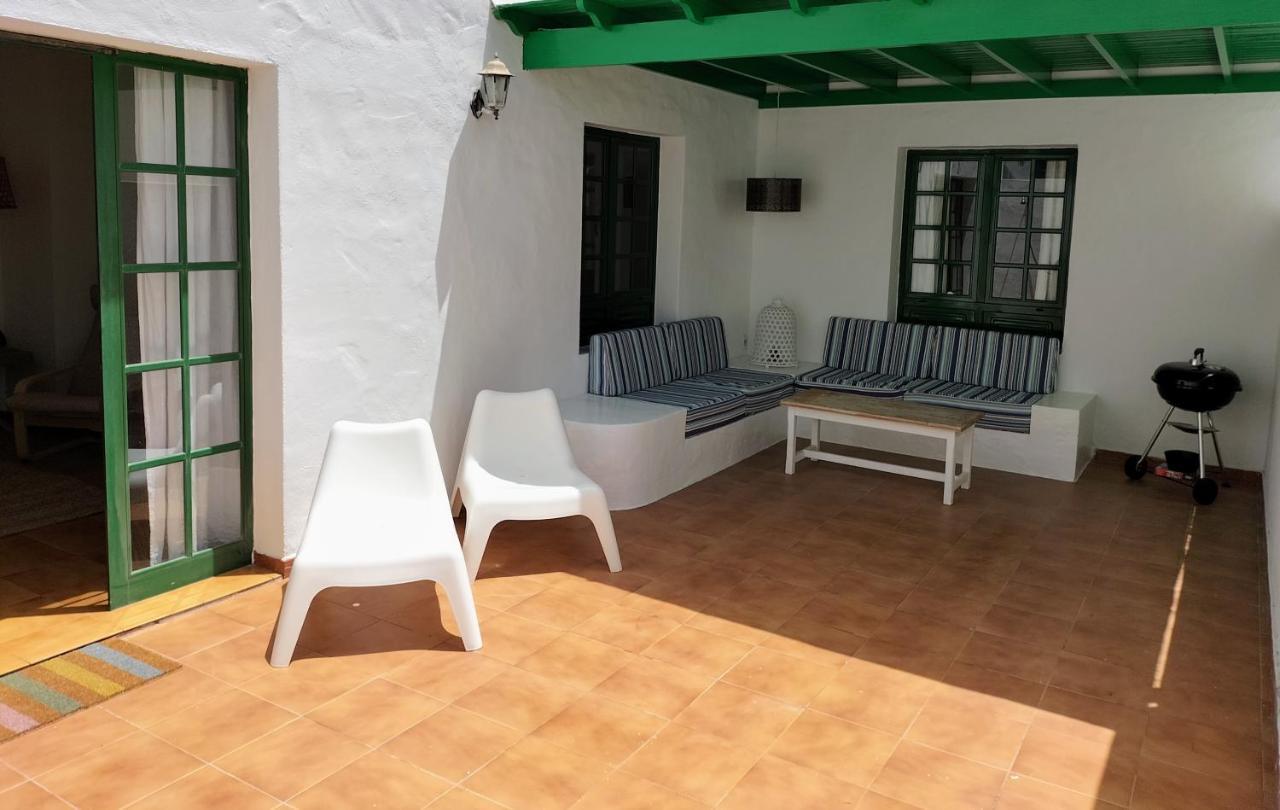 Apartamento Amura En Playa De Las Cucharas كوستا تاغيسي المظهر الخارجي الصورة