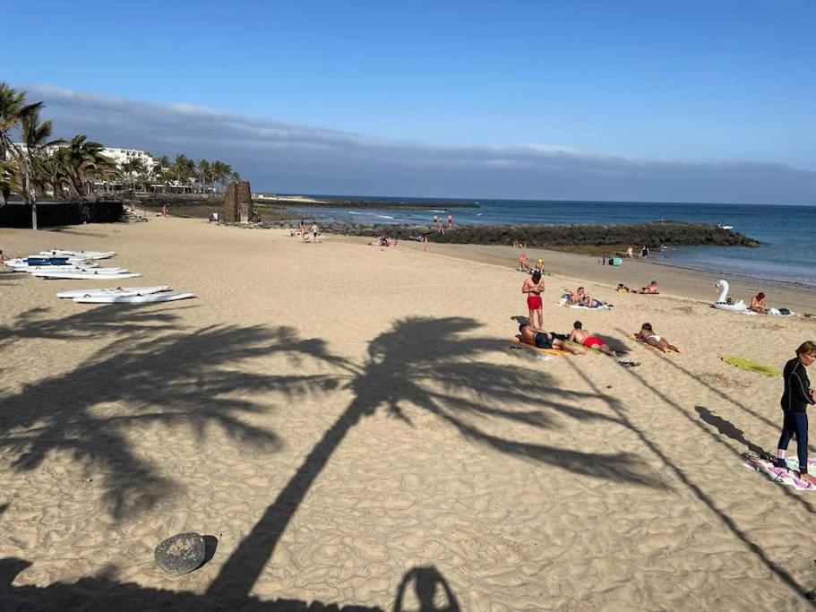 Apartamento Amura En Playa De Las Cucharas كوستا تاغيسي المظهر الخارجي الصورة