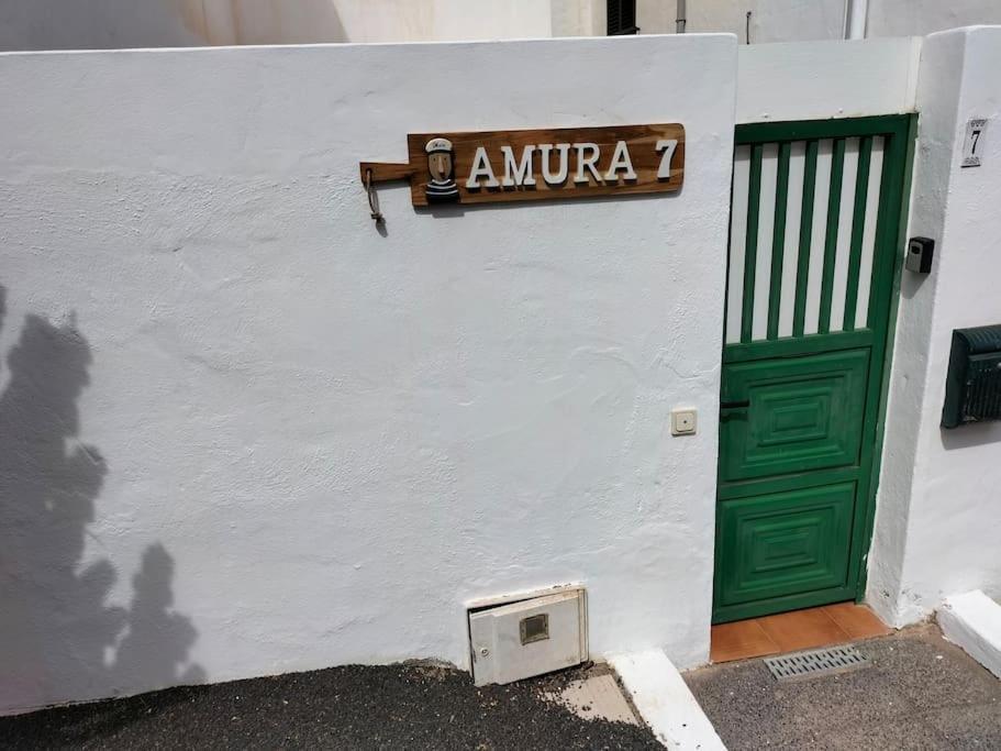 Apartamento Amura En Playa De Las Cucharas كوستا تاغيسي المظهر الخارجي الصورة